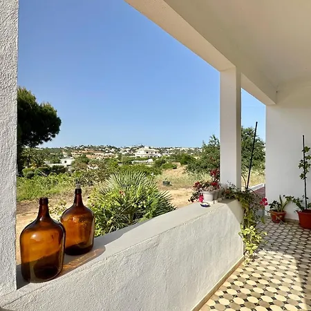 Casa Do Monte Private Pool Near Gale For 10 Guests, אלבופיירה
