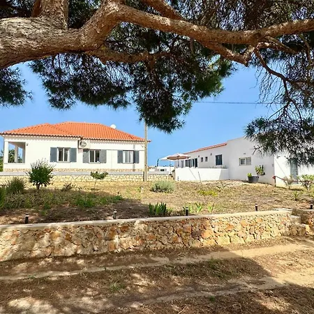 Casa Do Monte Private Pool Near Gale For 10 Guests, אלבופיירה